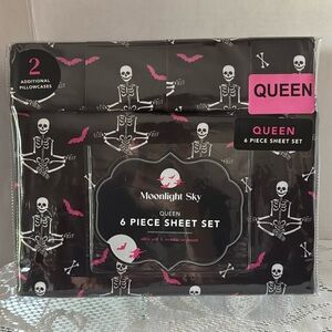 Moonlight Sky Queen Halloween Black Sheet Set Meditating Zen Skeleton & Bat